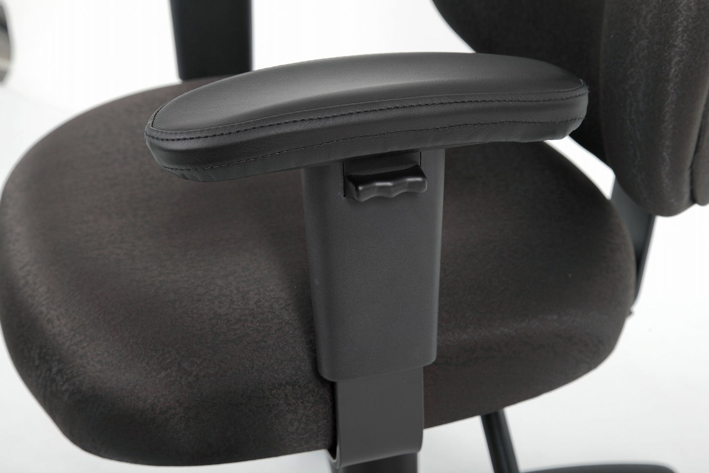 Boss Antimicrobial Armrest Covers, Black (Set of 2)